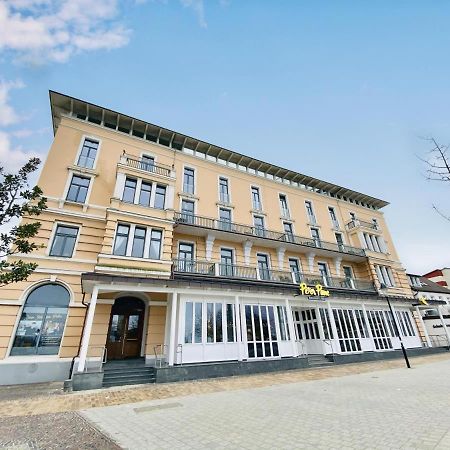 Ferienwohnung Berringer, Barsch, direkt an der Promenade Rostock Exterior foto